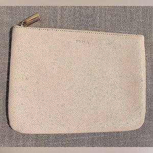 NWOT FURLA pebbled leather bag with gold hardware, perfect condition